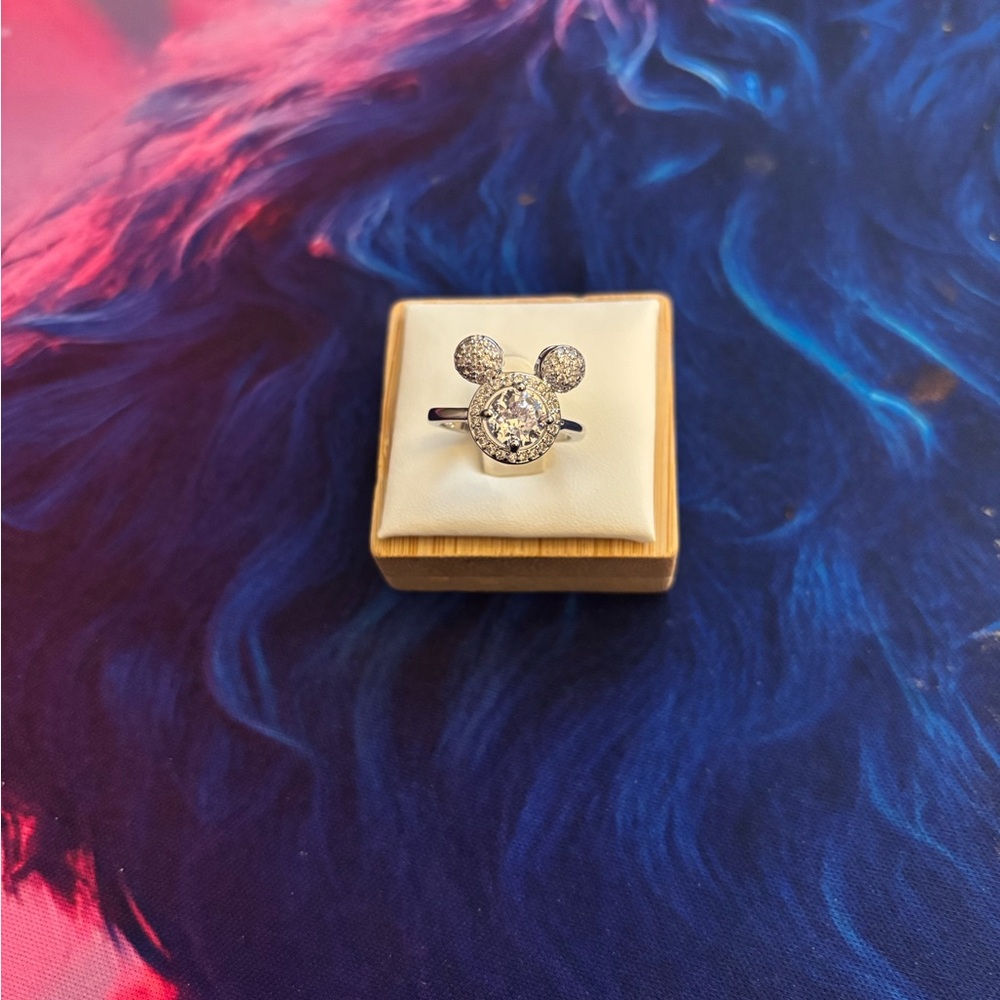 Elegant Silver Mouse Ears Ring